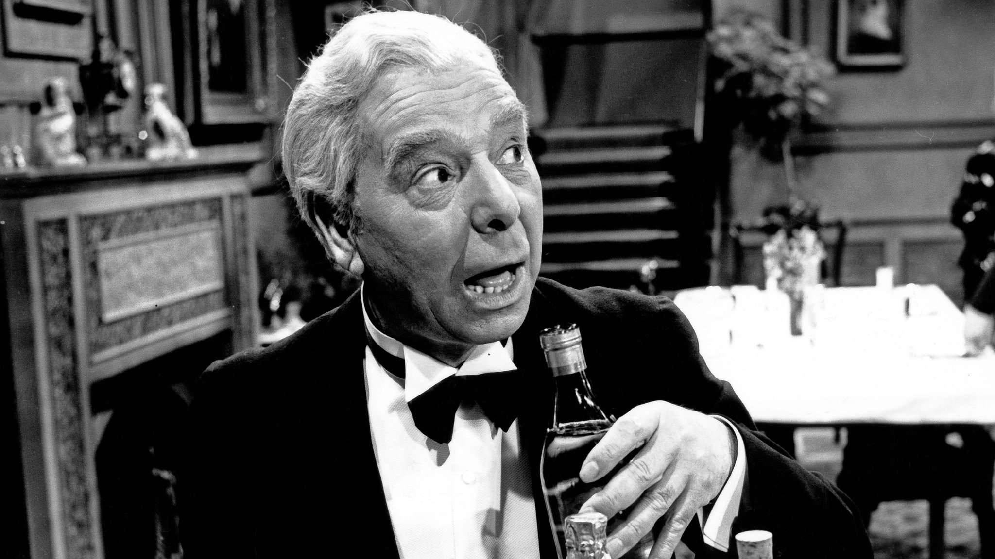 Freddie Frinton als Butler "James". | Bild: picture alliance/United Archives | Siegfried Pilz Freddie Frinton als Butler "James".